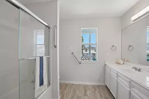 106 Driftwood Rd, Freeport, TX 77541 - Photo 11