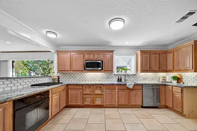 186 Old Bridge Lake, Houston, TX 77069 - Photo 15