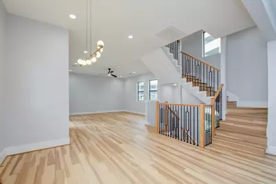 7016 Staffordshire Boulevard #B, Houston, TX 77030 - Photo 9