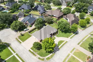 203 Canyon Oak Dr, Lake Jackson, TX 77566 - Photo 5