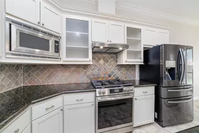 203 Canyon Oak Drive, Lake Jackson, TX 77566 - Photo 23