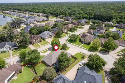 203 Canyon Oak Drive, Lake Jackson, TX 77566 - Photo 7