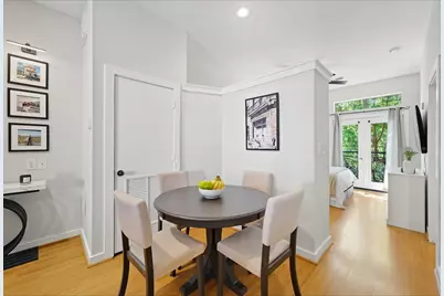 806 Jackson Hill Street #203, Houston, TX 77007 - Photo 5