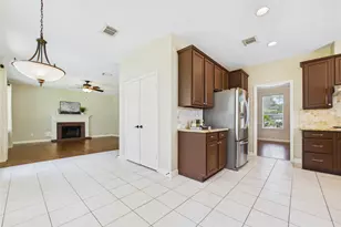 1711 Brill Dr, Friendswood, TX 77546 - Photo 13