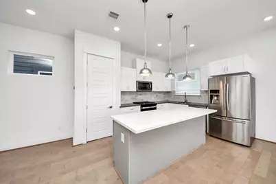 4623 Cochran Street, Houston, TX 77009 - Photo 3