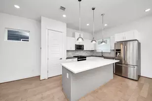 4623 Cochran St, Houston, TX 77009 - Photo 3