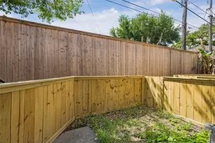 705 Harold St, Houston, TX 77006 - Photo 19