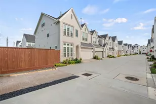 3503 Kensington Gdns Ln, Houston, TX 77055 - Photo 47