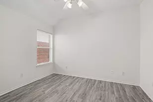 18314 Manorcliff Ln, Katy, TX 77449 - Photo 13