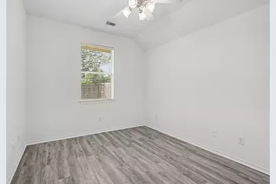 18314 Manorcliff Lane, Katy, TX 77449 - Photo 15