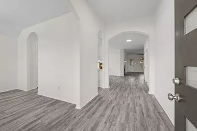 18314 Manorcliff Lane, Katy, TX 77449 - Photo 3
