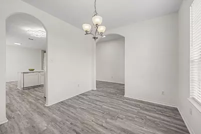 18314 Manorcliff Lane, Katy, TX 77449 - Photo 5