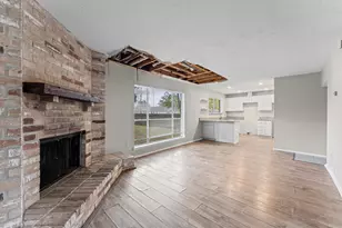 307 Countryside Dr, League City, TX 77573 - Photo 9