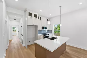 408 E 34th St, Houston, TX 77018 - Photo 9