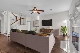 3815 Hogan Ct, Sugar Land, TX 77479 - Photo 11