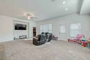 9435 Klein Ln, Houston, TX 77044 - Photo 5
