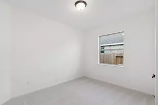 21923 Pecan Buff Dr, Waller, TX 77484 - Photo 17