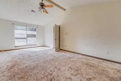 12554 Versailles Drive, Houston, TX 77015 - Photo 21