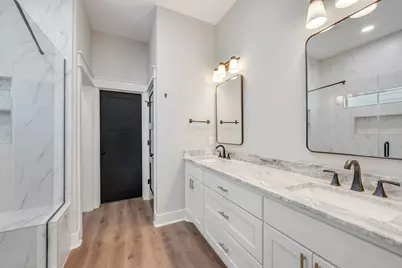 312 Morehead Street E, Franklin, TX 77856 - Photo 7