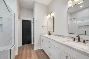 312 Morehead Street E, Franklin, TX 77856 - Photo 7