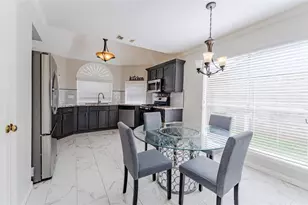 3022 Norwich St, Pearland, TX 77584 - Photo 11