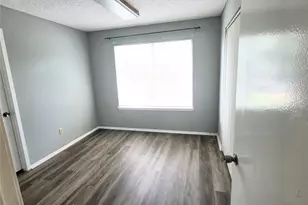 10526 Chapel Hill Dr, Houston, TX 77099 - Photo 17