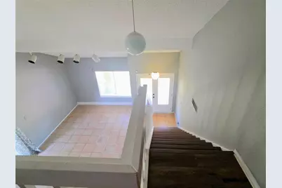 10526 Chapel Hill Drive, Houston, TX 77099 - Photo 13