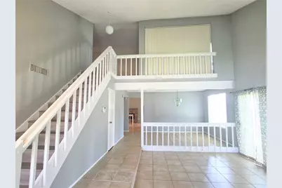 10526 Chapel Hill Drive, Houston, TX 77099 - Photo 3
