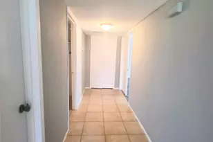 10526 Chapel Hill Dr, Houston, TX 77099 - Photo 9