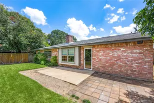 10410 Cedar Towne Ln, Sugar Land, TX 77498 - Photo 29