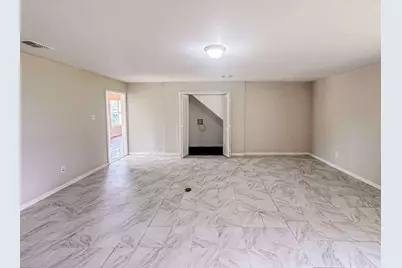 4513 S Meadows Street, Alvin, TX 77511 - Photo 17