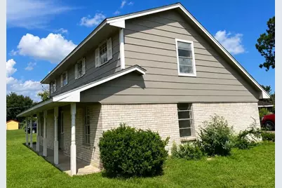 4513 S Meadows Street, Alvin, TX 77511 - Photo 19