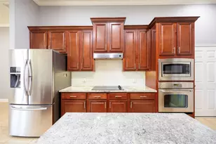 6743 Honeycrest Lane, Spring, TX 77389 - Photo 3