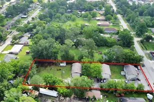 9211 N Green River Dr, Houston, TX 77078 - Photo 11