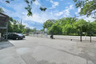 9211 N Green River Dr, Houston, TX 77078 - Photo 27