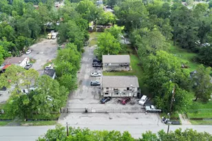 9211 N Green River Dr, Houston, TX 77078 - Photo 19