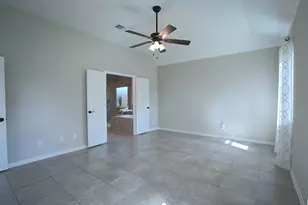 704 Shadow Bend, Richwood, TX 77531 - Photo 25