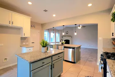 704 Shadow Bend, Richwood, TX 77531 - Photo 13