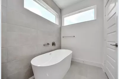 13111 Moncloa Drive, Houston, TX 77047 - Photo 15