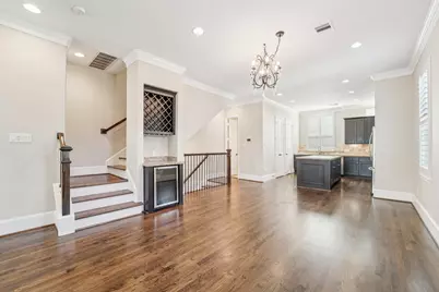2421 Beall Street, Houston, TX 77008 - Photo 11