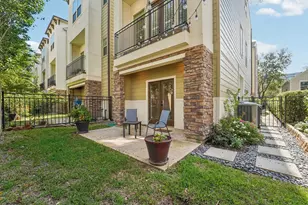 2421 Beall St, Houston, TX 77008 - Photo 31