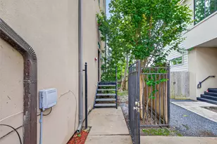 2611 Riverside Dr, Houston, TX 77004 - Photo 43
