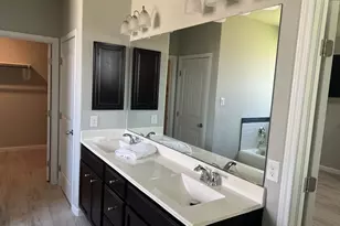 2982 Austin Breeze Ln, League City, TX 77573 - Photo 9