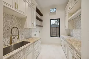 318 Knipp Rd, Houston, TX 77024 - Photo 37