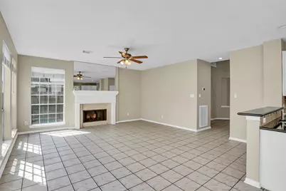 4407 Magnolia Lane, Sugar Land, TX 77478 - Photo 5