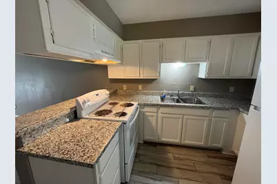 1842 Thompson Street, La Marque, TX 77568 - Photo 5