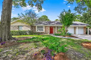 10302 Ivyridge Rd, Houston, TX 77043 - Photo 1