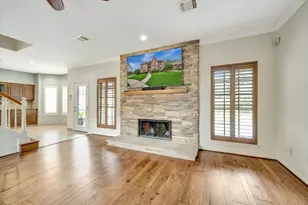 13714 Robin Hill Ct, Houston, TX 77059 - Photo 17