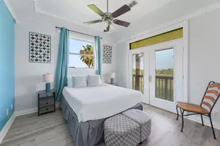 22517 Bay Point Dr, Galveston, TX 77554 - Photo 9