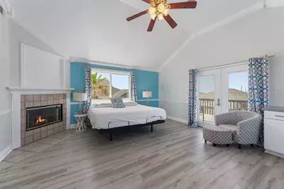22517 Bay Point Drive, Galveston, TX 77554 - Photo 17